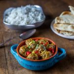 Kofta kari indian lamb meatballs with curry sauce. Spicy and delicious! | ethnicspoon.com