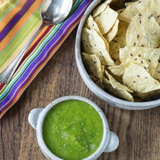 Got chips? You need some mango tomatillo salsa verde! A little heat and sweet is a great combination! | ethnicspoon.com
