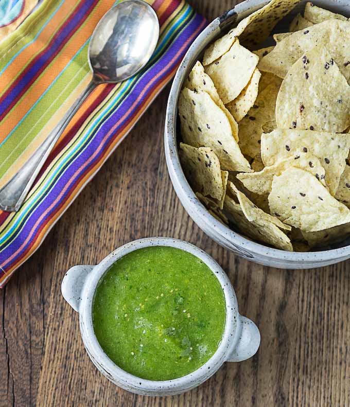 Got chips? You need some mango tomatillo salsa verde! A little heat and sweet is a great combination! | ethnicspoon.com