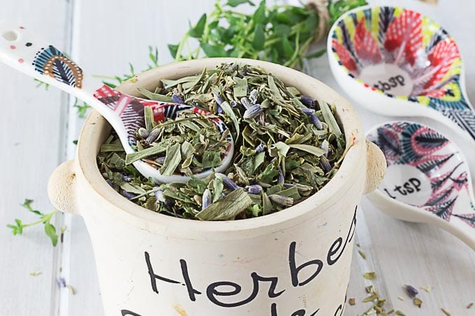 Make your own herbs de provence or "herbes de provence" for my French friends. A fabulous aromatic blend of herbs and you can make your own custom blend like I do. I prefer oregano, parsley, thyme, tarragon and lavender. You can also add savory and marjoram too. | ethnicspoon.com