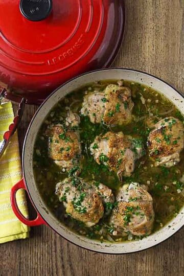 Tender and juicy beer braised herbed chicken. You can use chicken breast or thighs. You'll love this recipe and it will fill your house with a delicious aroma! | ethnicspoon.com