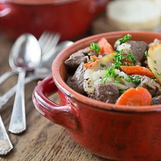 Baeckeoffe : A tender and delicious oven baked French beef casserole stew from the Alsace region. Beef and potatoes cook to tender perfection. You will love this on a cold winter night! | ethnicspoon.com