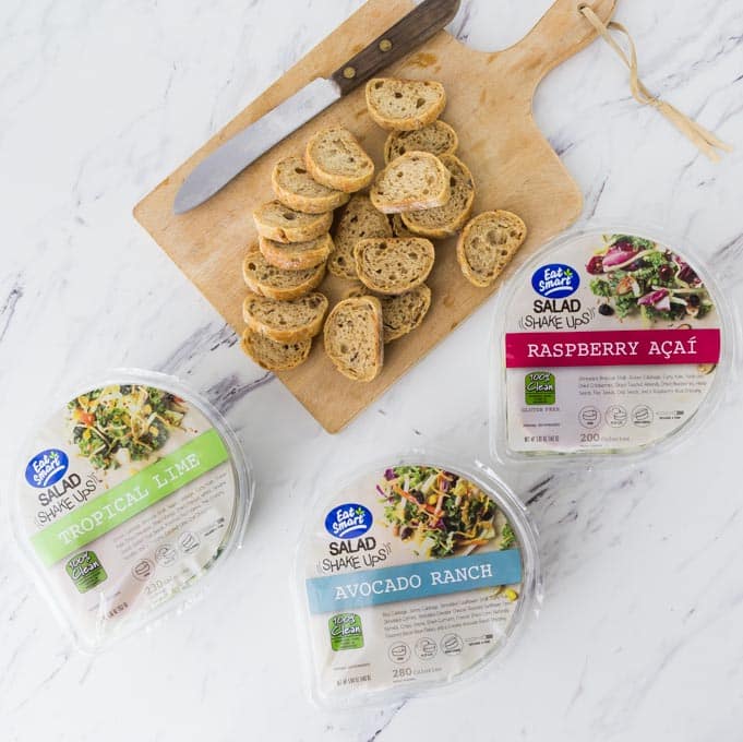 I love the super foods in Eat Smart salad kits and shake ups. The Eat Smart salad kits are perfect to complement any weeknight meal. All the beautifully fresh ingredients are packed into one delicious bag for your convenience, toppings and all! | ethnicspoon.com