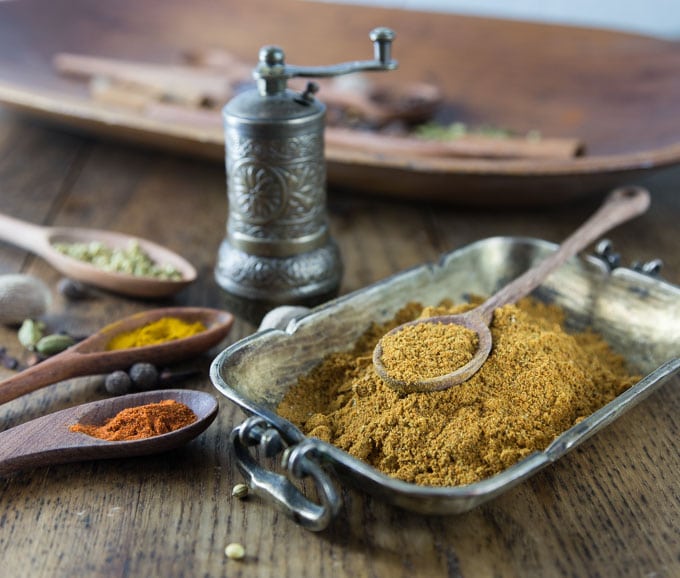 Authentic Moroccan Spice Blend: Ras el Hanout - Analida's Ethnic Spoon