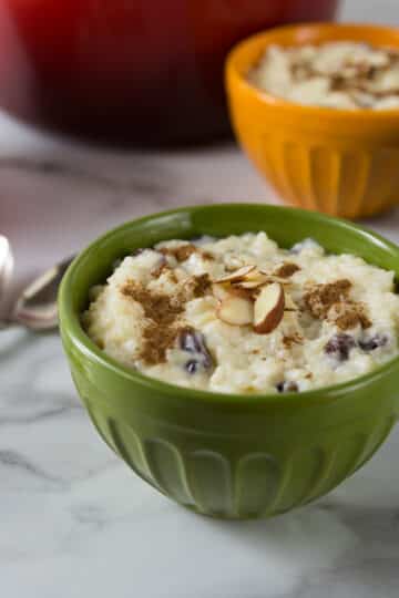 A photo of arroz con leche or Latin American style rice pudding.