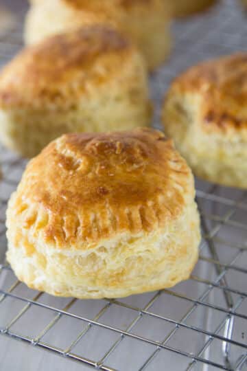 A photo of chicken puff pastry on a wire cooling rack.